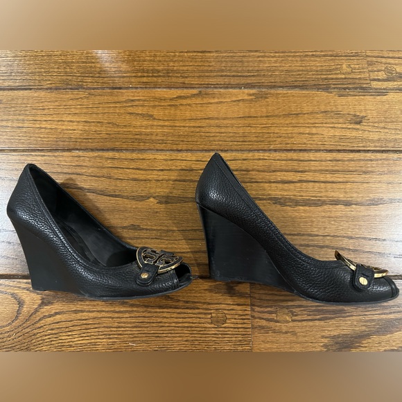 Gently used Tory Burch black open toe wedges, Sz 9 - Picture 5 of 8